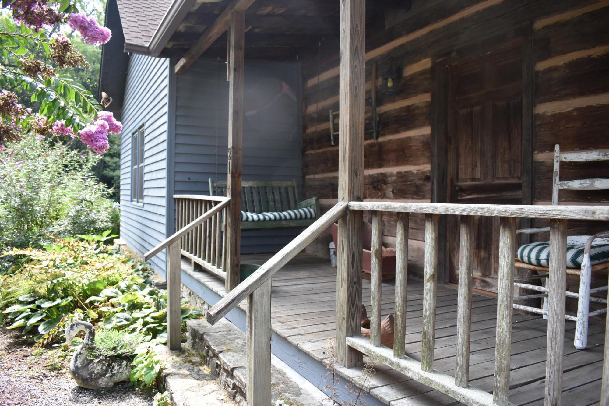 Restored1850S Log Cabin, With Gazebo And Gardens! 1 Mile To Downtown Weaverville Bagian luar foto