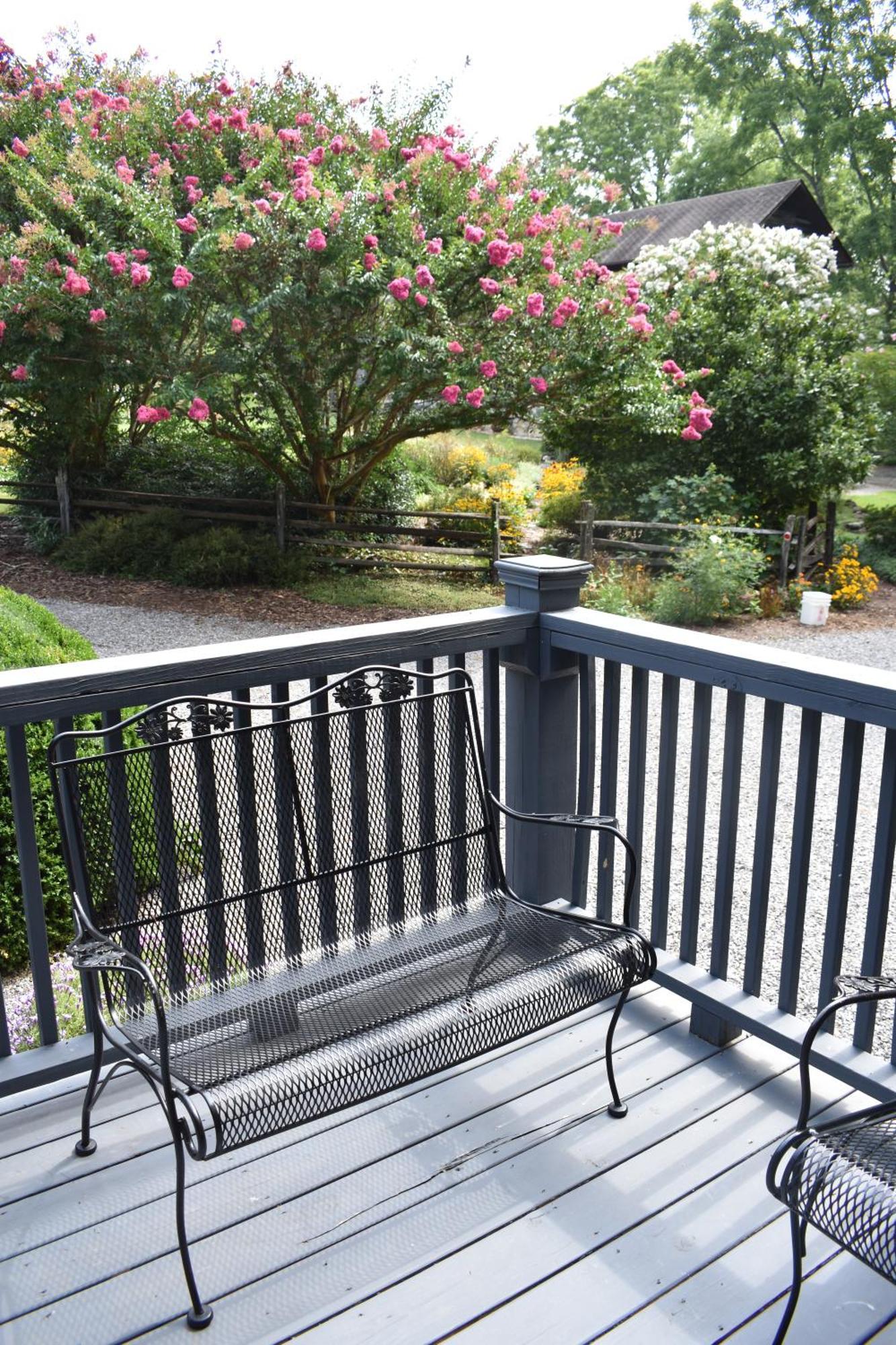 Restored1850S Log Cabin, With Gazebo And Gardens! 1 Mile To Downtown Weaverville Bagian luar foto