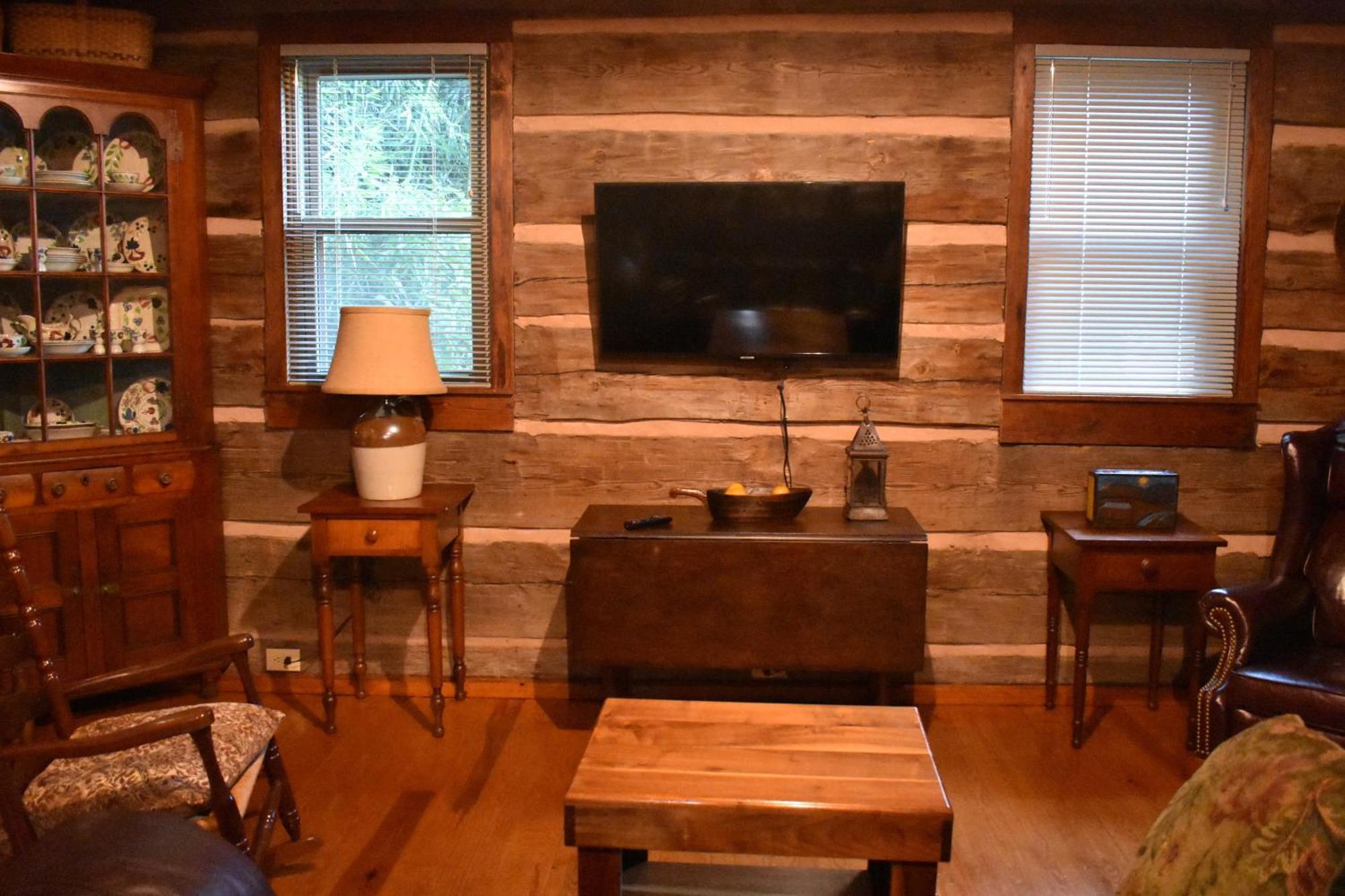 Restored1850S Log Cabin, With Gazebo And Gardens! 1 Mile To Downtown Weaverville Bagian luar foto
